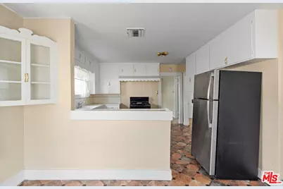 2059 W 78th St, Los Angeles, CA 90047 - Photo 29