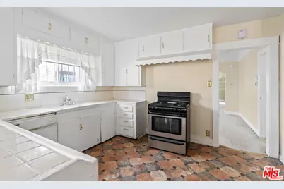 2059 W 78th St, Los Angeles, CA 90047 - Photo 27