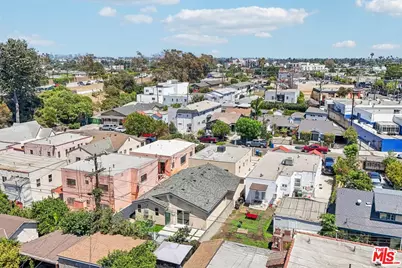 2541 Carmona Ave, Los Angeles, CA 90016 - Photo 57