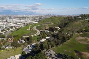 5901 Canterbury Dr, Culver City, CA 90230 - Photo 33