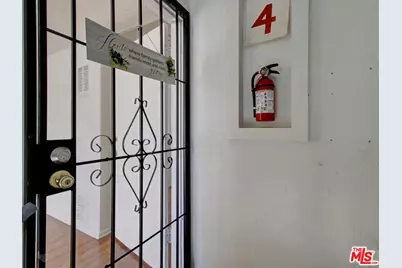 4841 W 18th St #4, Los Angeles, CA 90019 - Photo 27