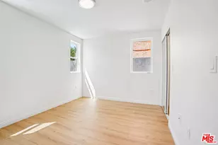 2541 Carmona Ave, Los Angeles, CA 90016 - Photo 39