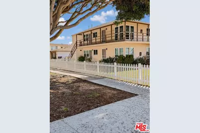 2301 14th St #B, Santa Monica, CA 90405 - Photo 1