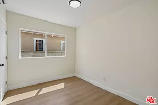 5214 Cimarron St, Los Angeles, CA 90062 - Photo 15