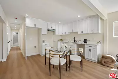 5214 Cimarron St, Los Angeles, CA 90062 - Photo 5