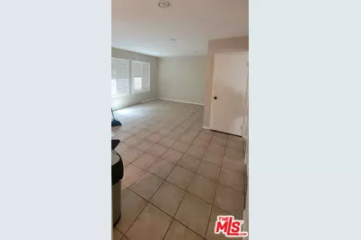 6908 Remmet Ave #8, Los Angeles, CA 91303 - Photo 3