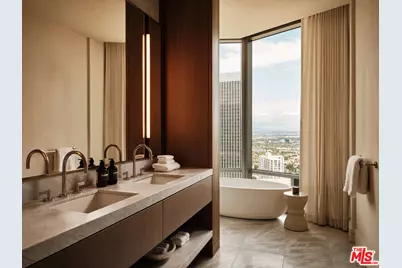 211 W Elm Ct #27B, Los Angeles, CA 90067 - Photo 9