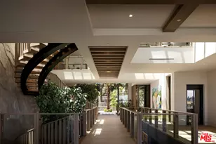 1360 Laurel Way, Beverly Hills, CA 90210 - Photo 21