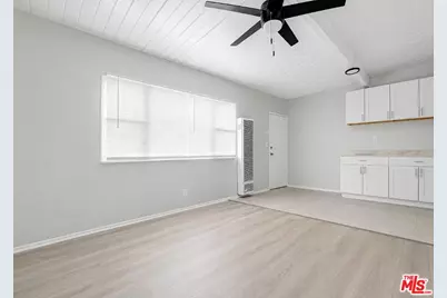 11718 S Budlong Ave, Los Angeles, CA 90044 - Photo 19
