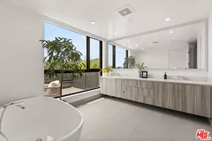 724 N Croft Ave, Los Angeles, CA 90069 - Photo 15