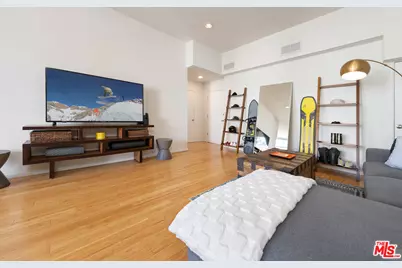 11970 Montana Ave #308, Los Angeles, CA 90049 - Photo 21