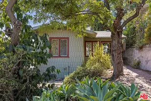 1627 Fargo St, Los Angeles, CA 90026 - Photo 17