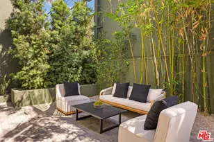 914 W Knoll Dr, West Hollywood, CA 90069 - Photo 11