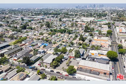1433 E 61st St, Los Angeles, CA 90001 - Photo 39