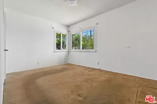 10932 Whitaker Ave, Los Angeles, CA 91344 - Photo 23