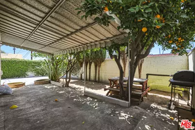 2270 White St, Pasadena, CA 91107 - Photo 7