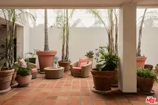 10639 Woodbridge St, Toluca Lake, CA 91602 - Photo 17