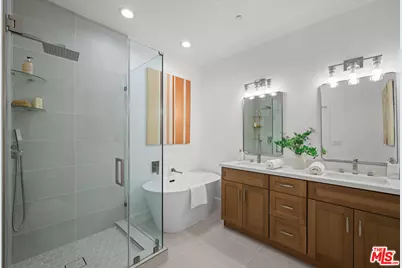 11115 Acama St #104, Studio City, CA 91602 - Photo 9