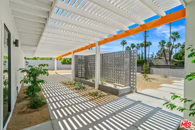 1979 E Alejo Rd, Palm Springs, CA 92262 - Photo 7