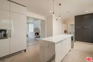 2299 Gloaming Way, Beverly Hills, CA 90210 - Photo 23