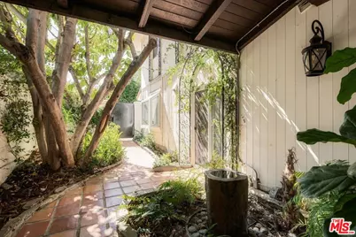 2299 Gloaming Way, Beverly Hills, CA 90210 - Photo 47