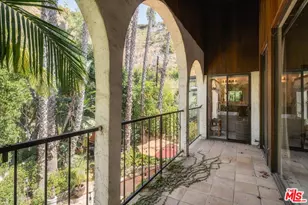 2299 Gloaming Way, Beverly Hills, CA 90210 - Photo 35