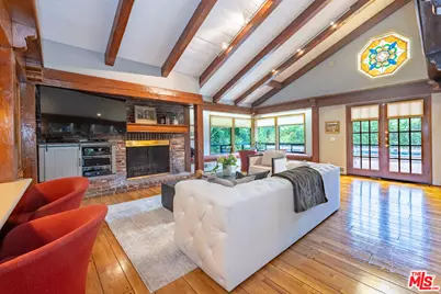 5340 Calvin Ave, Tarzana, CA 91356 - Photo 13