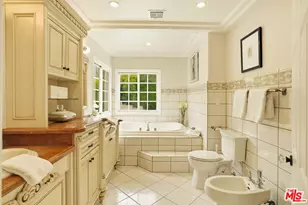 1617 N Orange Grove Ave, Los Angeles, CA 90046 - Photo 23