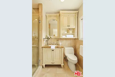 1617 N Orange Grove Ave, Los Angeles, CA 90046 - Photo 25