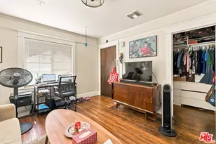 2428 N Beachwood Dr, Los Angeles, CA 90068 - Photo 27