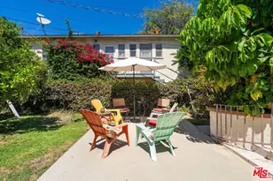 2428 N Beachwood Dr, Los Angeles, CA 90068 - Photo 43