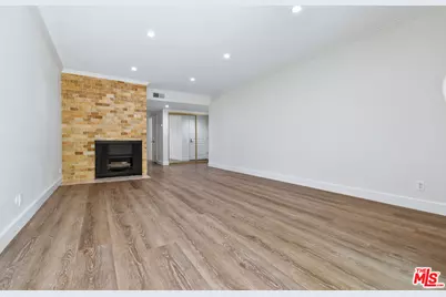 4706 Park Granada #185, Calabasas, CA 91302 - Photo 5