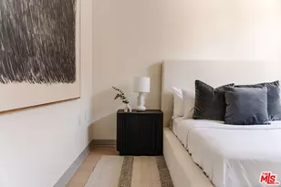 1051 N Spaulding Ave, West Hollywood, CA 90046 - Photo 37