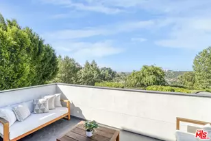 1116 Linda Flora Dr, Los Angeles, CA 90049 - Photo 21