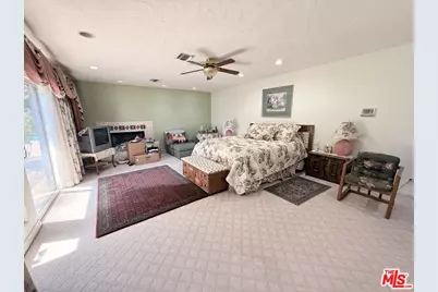 5429 Corbin Ave, Los Angeles, CA 91356 - Photo 29