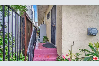 644 N Serrano Ave, Los Angeles, CA 90004 - Photo 33
