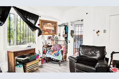 644 N Serrano Ave, Los Angeles, CA 90004 - Photo 17