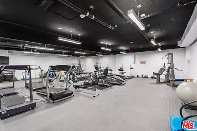 9249 Burton Way #302, Beverly Hills, CA 90210 - Photo 19