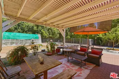 15719 Vose St, Los Angeles, CA 91406 - Photo 9
