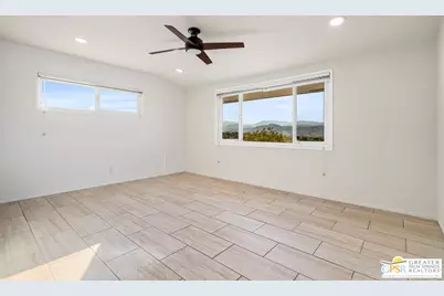 7913 Joshua Ln, Yucca Valley, CA 92284 - Photo 17