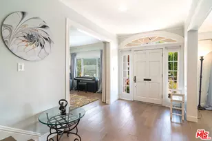 895 S Bronson Ave, Los Angeles, CA 90005 - Photo 3