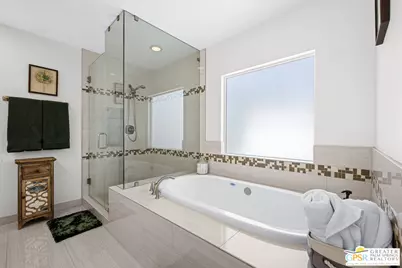 13435 Erwin St, Los Angeles, CA 91401 - Photo 19