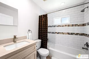 13435 Erwin St, Los Angeles, CA 91401 - Photo 21
