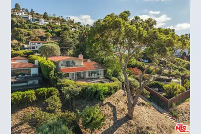 589 Via Del Monte, Palos Verdes Estates, CA 90274 - Photo 37