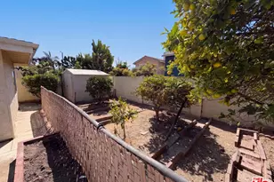8452 Hazelwood Cir, Westminster, CA 92683 - Photo 27