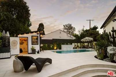 7832 Henefer Ave, Los Angeles, CA 90045 - Photo 17