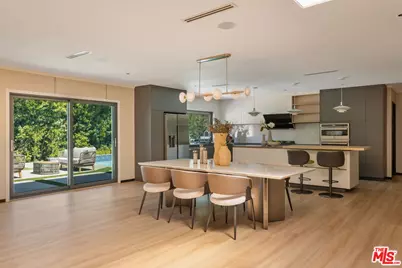 18057 Medley Dr, Los Angeles, CA 91316 - Photo 11