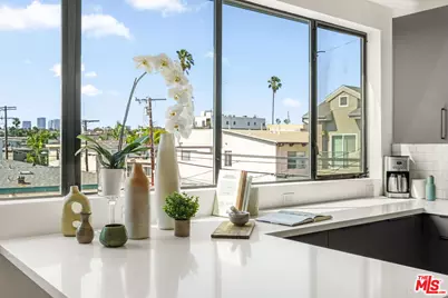 3724 Vinton Ave, Los Angeles, CA 90034 - Photo 9