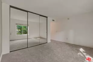 18350 Hatteras St, Tarzana, CA 91356 - Photo 25