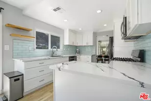 28602 Heather Ln, Castaic, CA 91384 - Photo 15
